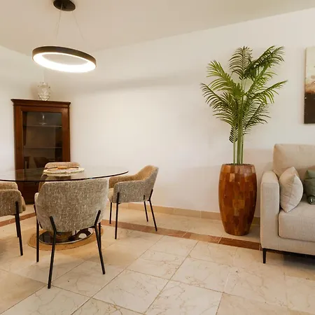 Daire Benatalaya Golf Views *