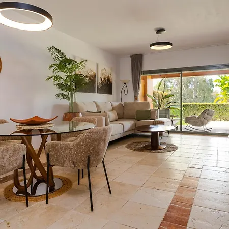 Daire Benatalaya Golf Views Estepona